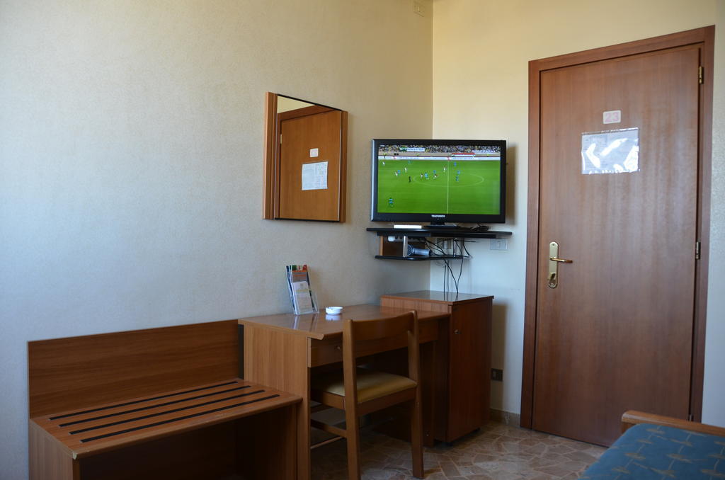 Hotel A-14 3*