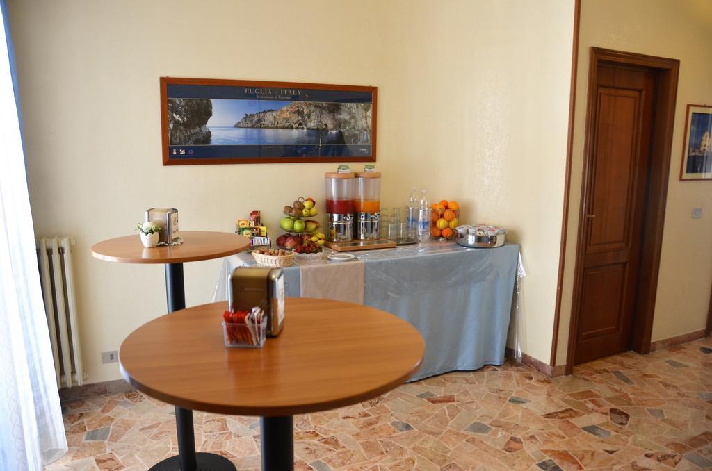 Hotel A-14