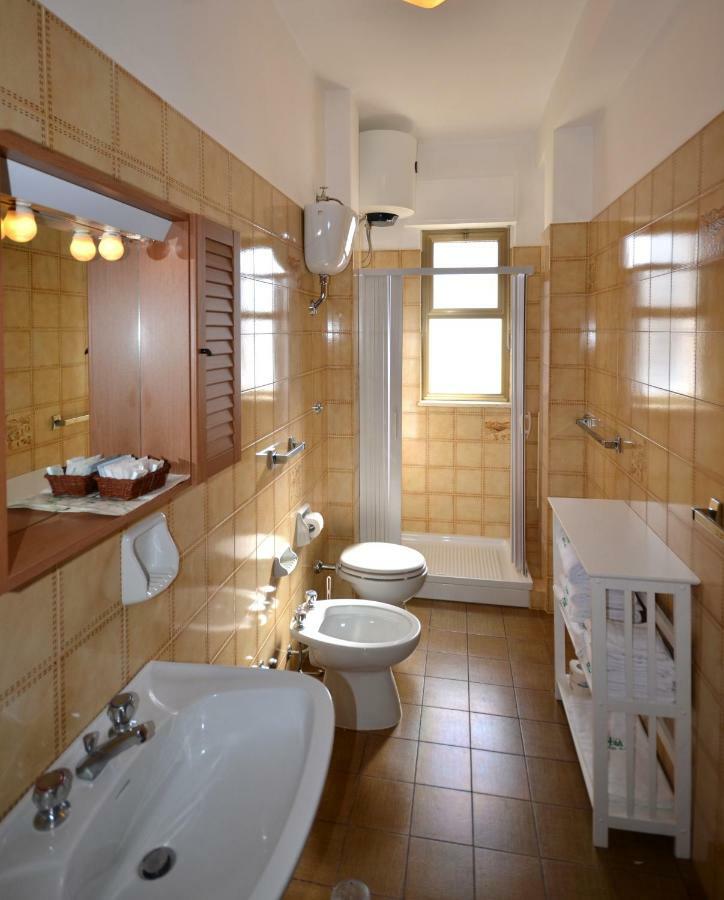 Hotel A-14